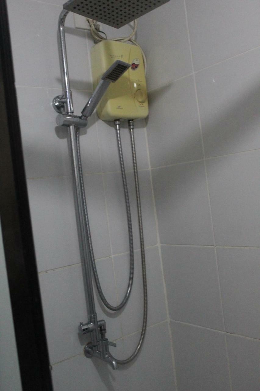 Appartamento di 35 m² con 1 camera Davao City Esterno foto